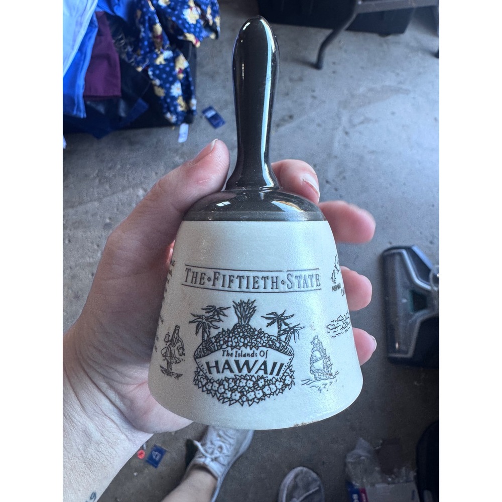Vintage Hawaii The Fiftieth State Ceramic Souvenir Bell Aloha Islands Decor
